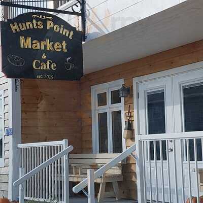 Hunts Point Market & Cafe