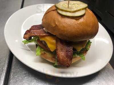 Redwood Yards Kitchen & Bar