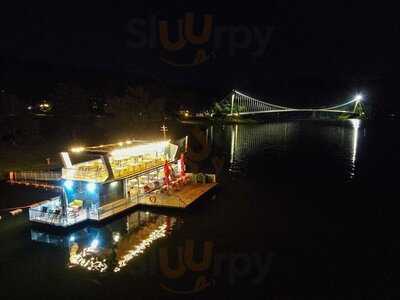 Pařník Summer Boat Music Bar