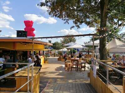 Oskar Am Kanal - Steinmeister‘s Biergarten