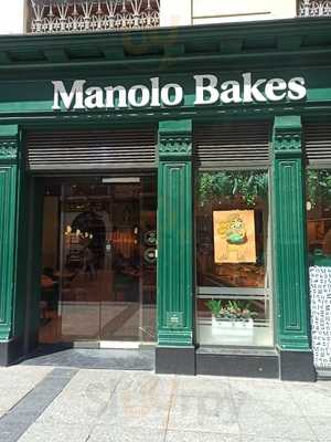 Manolo Bakes