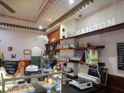 Cafe Railton