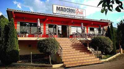 Mad Crow Grill