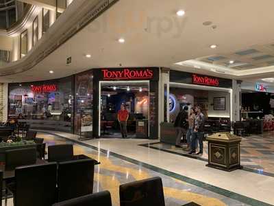 Tony Roma's