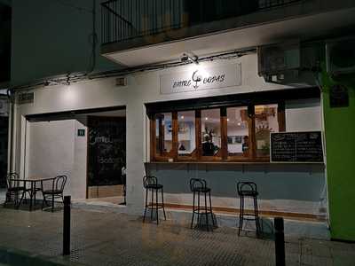 Entre Copas Bar-vinoteca