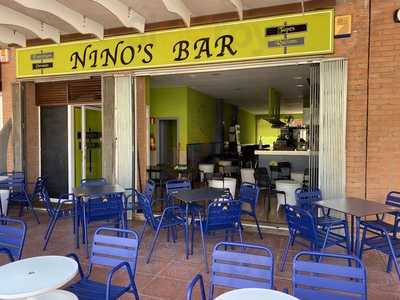 Nino's Bar