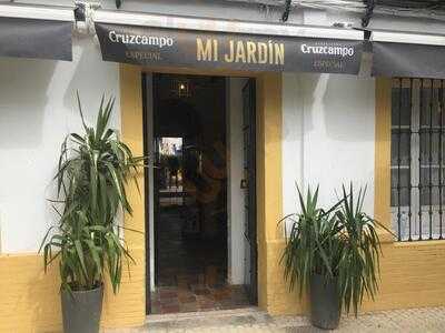 Mi Jardín Café & Copas