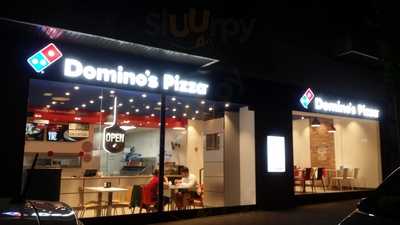 Domino's Pizza Puente Colgante