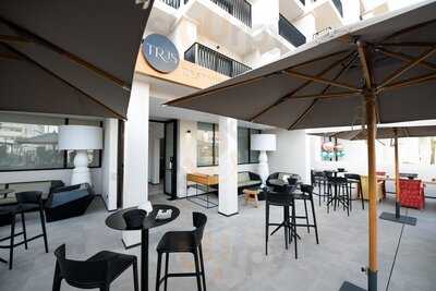 Tr3s Restaurante - Hotel Urban Stic