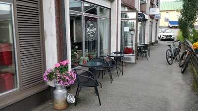 Kristine Cafe & Cakes