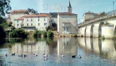 Bar Le Penalty, Mansle