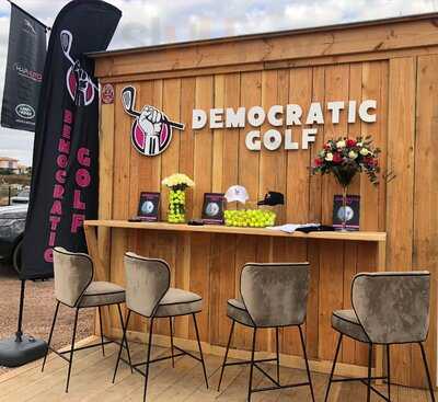 Democratic Golf Restaurant