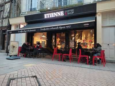 Etienne Coffee & Shop