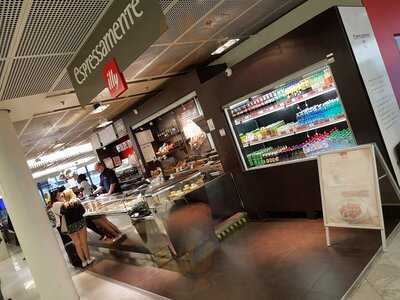 Espressamente Illy, Orly