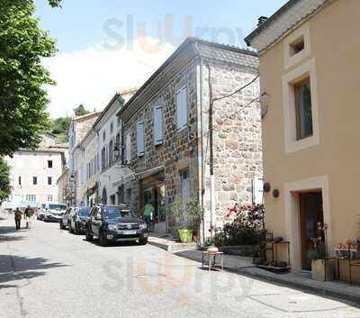 Boulangerie Moula, Saint-Pierreville