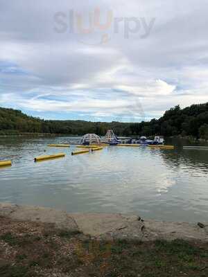 Le Lac Vert, Catus