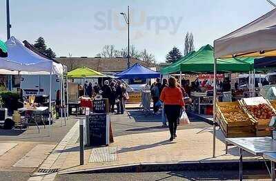 Marche Dominical, Saint-Denis-de-Pile