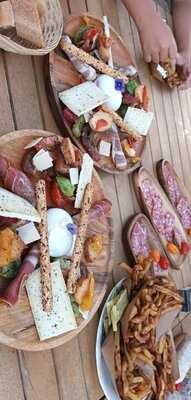 Domaine De Nully menu