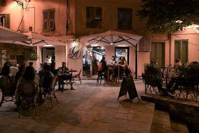 Café des Anciens Trattoria Terrasse Bastia, Bastia