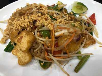 Rak Thai Food