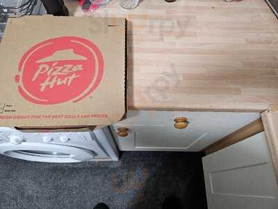 Pizza Hut Delivery