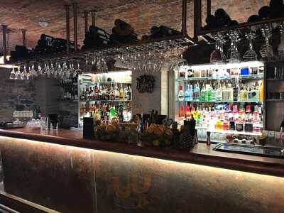 Custom House - Cellar Bar & Restaurant