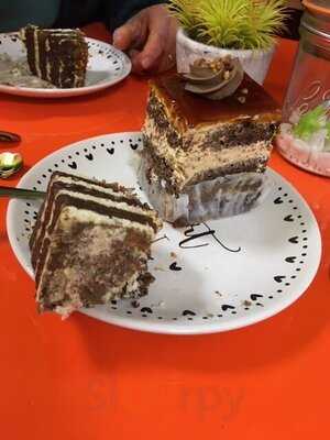 Elly's Cafe & Coffee Shop