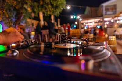 Karbun Lounge And Tapas