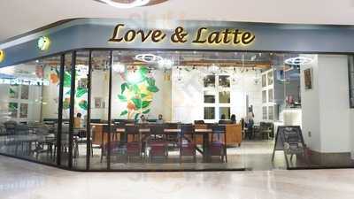 Love & Latte Sahar