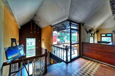 Kuruva Family Restaurant