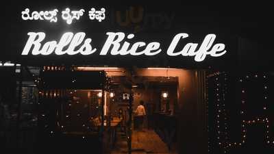 Rollsrice Cafe