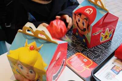 マクドナルド 横浜ワールドポーターズ店