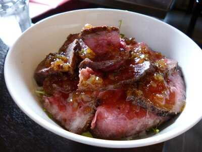 和牛炭焼き 肉Bar