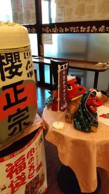 肉の万世本店1階精肉 デリカ