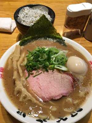 麺屋 庄太 六浦店