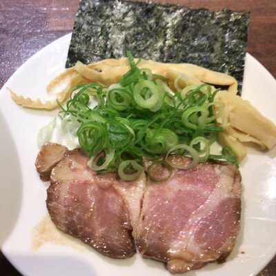 ひつじそば 人と羊