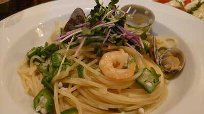 ゆであげパスタ石釜焼き上げピザ ラ パウザ みなとみらい店