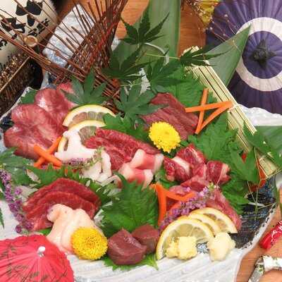 純国産馬肉専門 縁馬 梅田堂山店