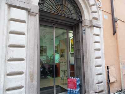 Bottega Rocchi, Roma