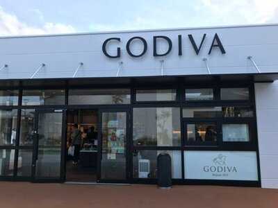 ＧＯＤＩＶＡ　沖縄アウトレットモールあしびなー店