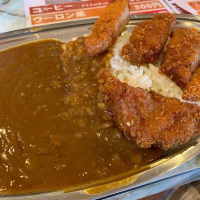 オカンカレー亀山元祖店