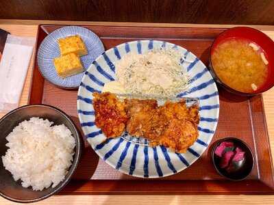 から揚げの天才 伏見桃山店, 京都市
