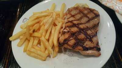 Via Quadronno 原宿店