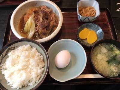 活魚季節料理 味さと