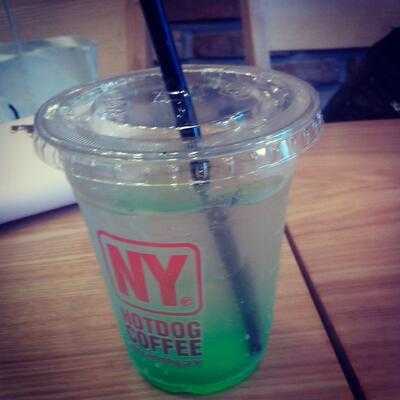뉴욕핫도그앤커피