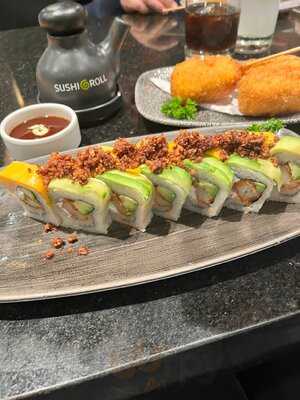 Sushi Roll Perisur