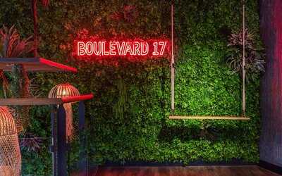 Boulevard 17