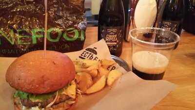 Есть бургер