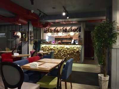 Чача и Хинкали