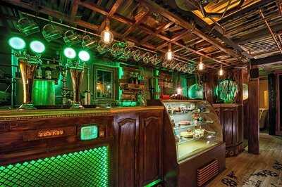 Кафе Бар Тесла